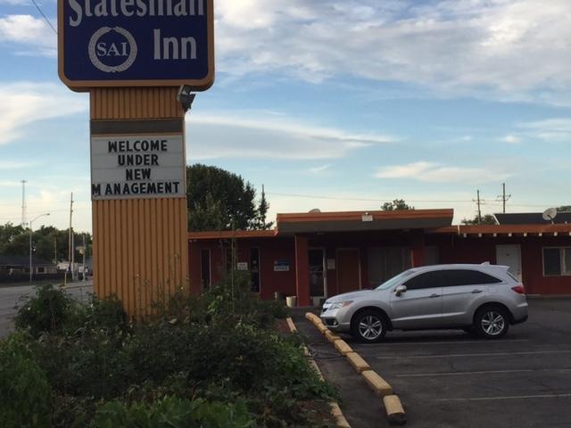 Statesman Inn Terre Haute Exterior foto
